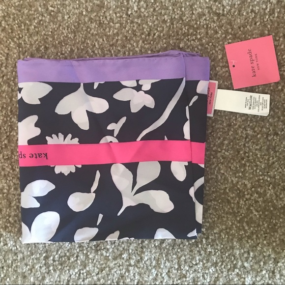 NWT Kate Spade ♠️ NEW YORK 100% Silk Scarf 🧣 - Picture 3 of 12